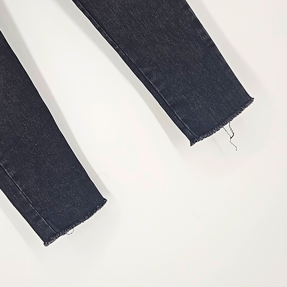 Platino Womens/Juniors Colombian Classic Skinny Fringed Hem Black Denim Jeans 3 - Picture 4 of 7